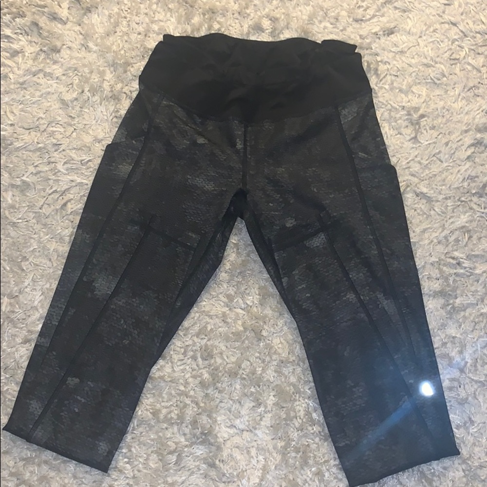 Lululemon Workout Pants- size 8